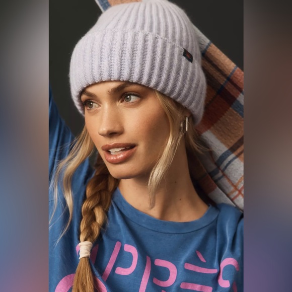 Faherty 100% Cashmere Ribbed Beanie, Purple, Brand-new! $128 MSRP. - Picture 5 of 6